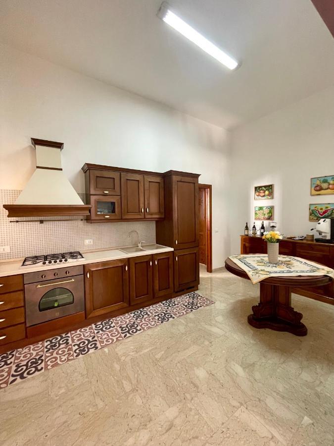 Calici Di Marsala - Via Roma 73 Apartamento Exterior foto