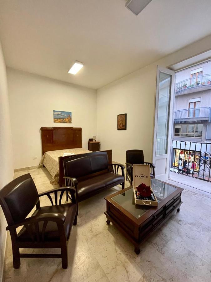 Calici Di Marsala - Via Roma 73 Apartamento Exterior foto